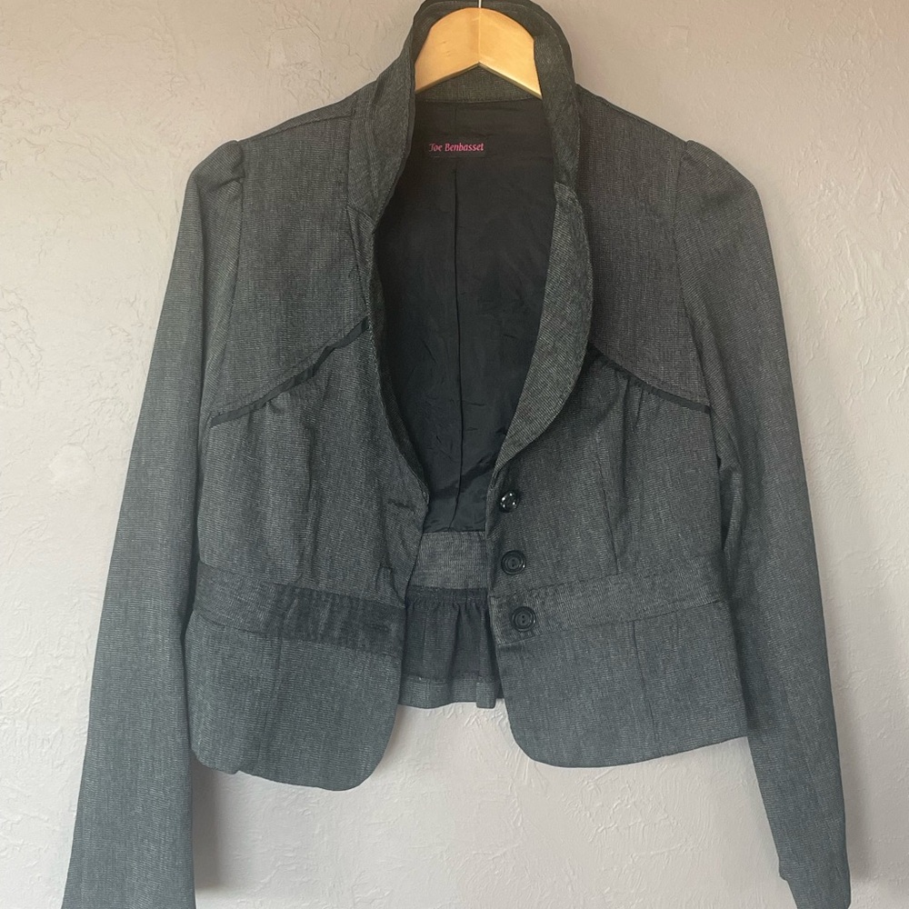 Joe Benbasset Gray Cropped Blazer with Shawl Collar